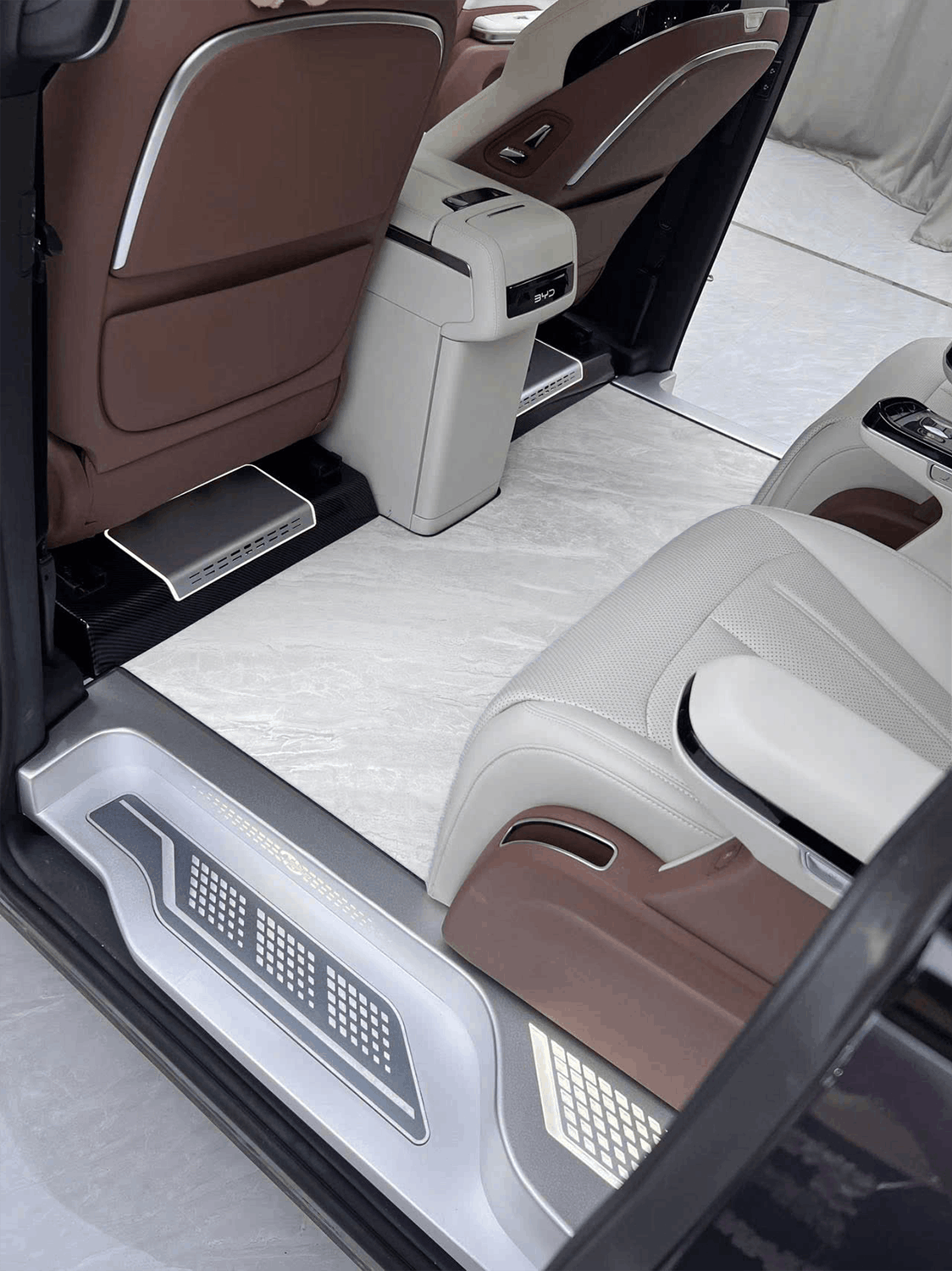 Thảm sàn 5D cho BYD và xe điện